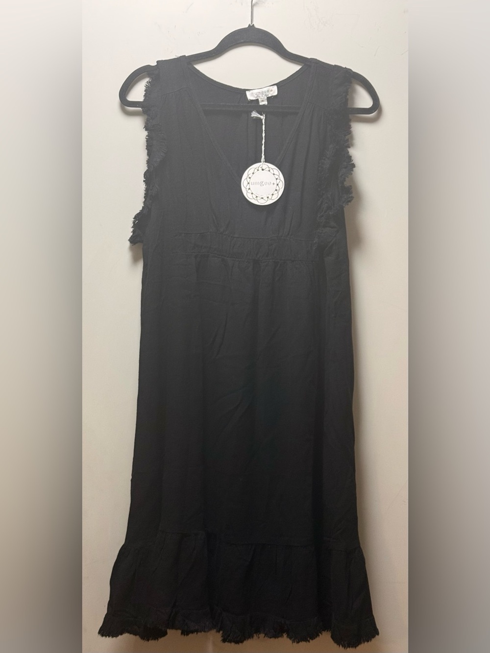 New UMGEE XL Black Midi Dress.